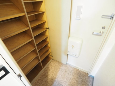 【玄関】 | ポーラスター | 参考写真　同物件他のお部屋の写真です