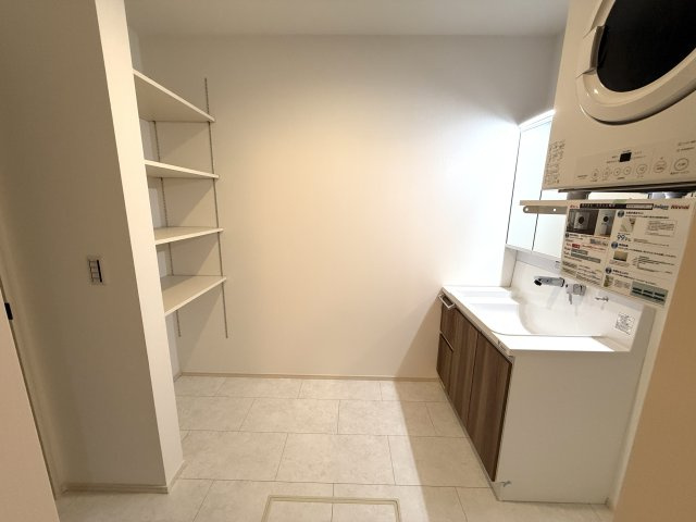 堺市東区草尾新築一戸建　全1棟のランドリースペース