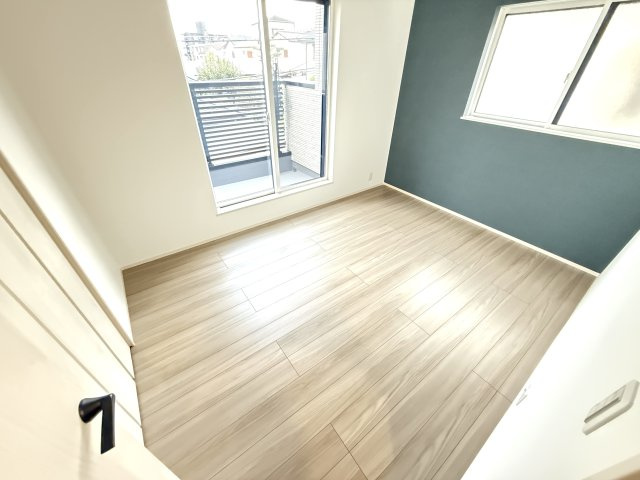 堺市東区草尾新築一戸建　全1棟の洋室