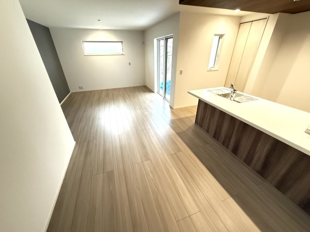 堺市東区草尾新築一戸建　全1棟の居間・リビング