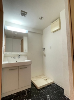  | トミオコート