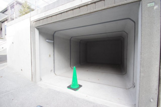 【駐車場】 | 【仲介手数料無料！！】稲城市平尾2丁目　新築戸建て（全13棟）2号棟　5280万円