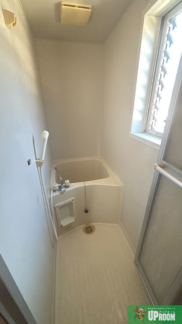 西之島ハイツの浴室