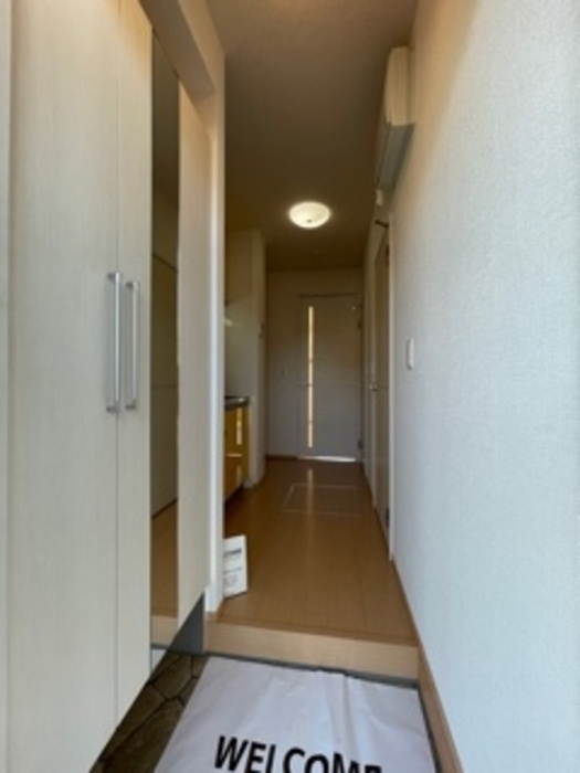 サニーハウス応時の玄関