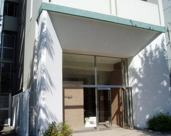 レガーロ御茶ノ水Ⅰのエントランス