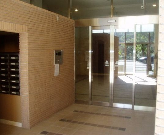 レガーロ御茶ノ水Ⅰのロビー