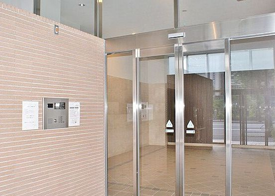 レガーロ御茶ノ水Ⅰのエントランス