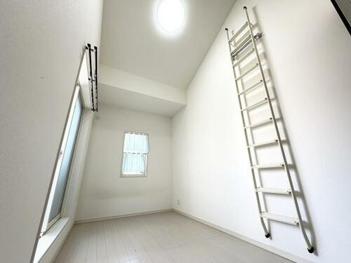 【中古戸建】長岡京市一文橋2丁目「長岡京駅」4LDKの洋室