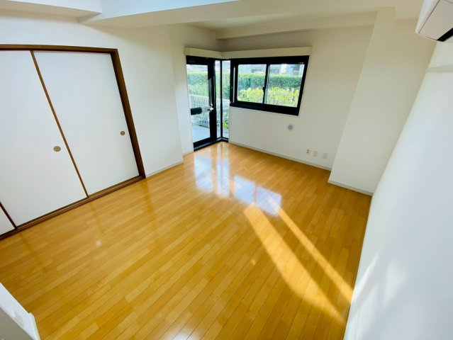 【居間・リビング】