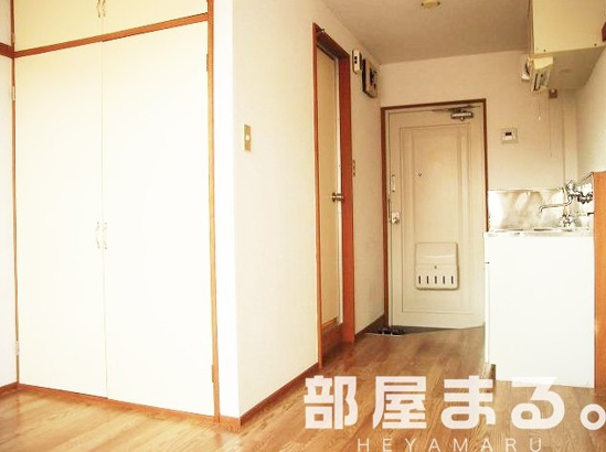 【居間・リビング】 