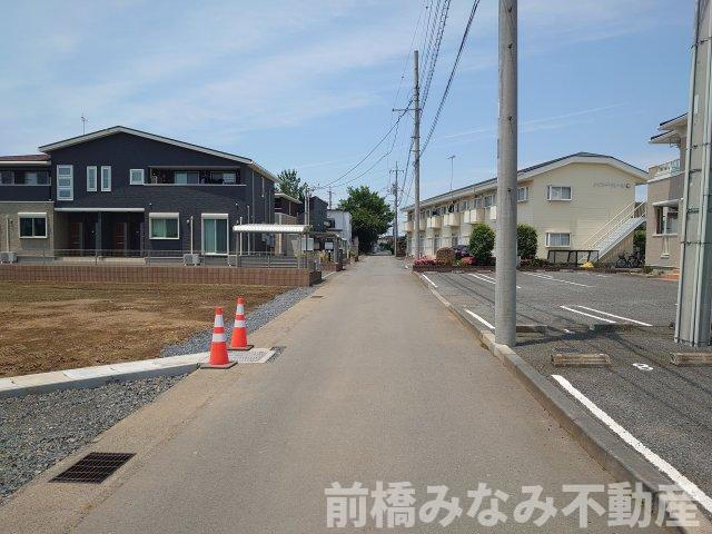 【土地】太田市新道町　B区画（全4区画）の前面道路含む現地写真|前面道路含む現地写真です