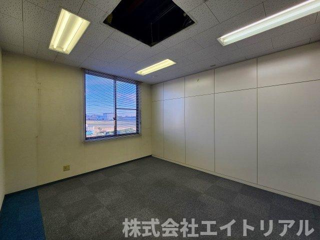 安城市三河安城町2丁目　貸事務所・倉庫の内装