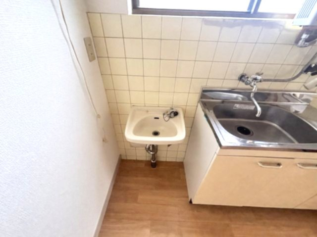 宝ビルの洗面所