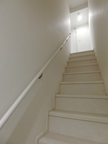 リブリ・Felice 荻窪の玄関