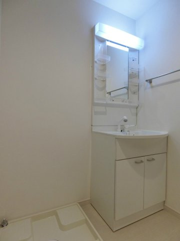 リブリ・Felice 荻窪の独立洗面台