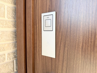 【エントランス】 | 印西市木下B号棟 | 即日のご見学も可能です。お気軽に0476-37-3888までお問合せ下さい。