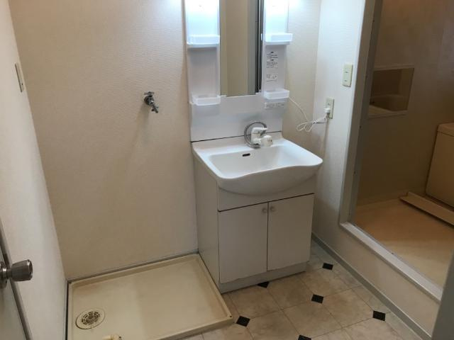 グリーンヒルズ桜の洗面所|洗髪洗面化粧台