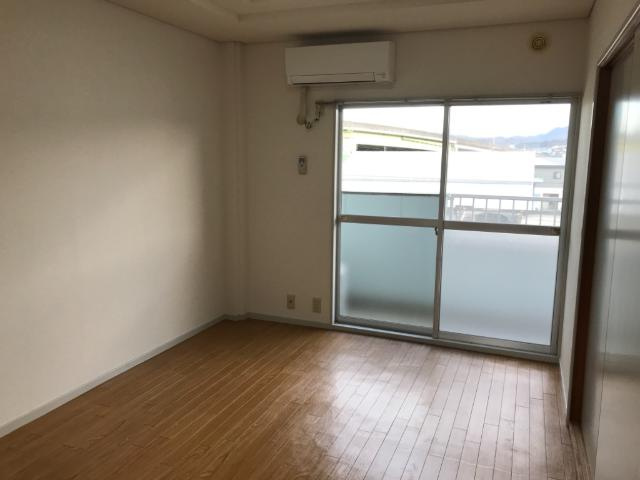 グリーンヒルズ桜の内装|洋室