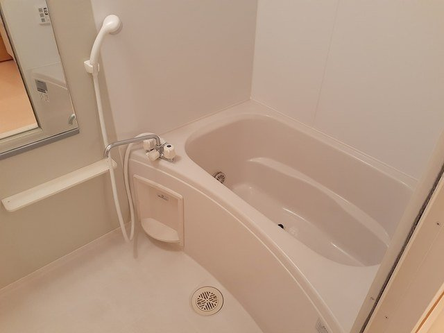 カームリーの浴室