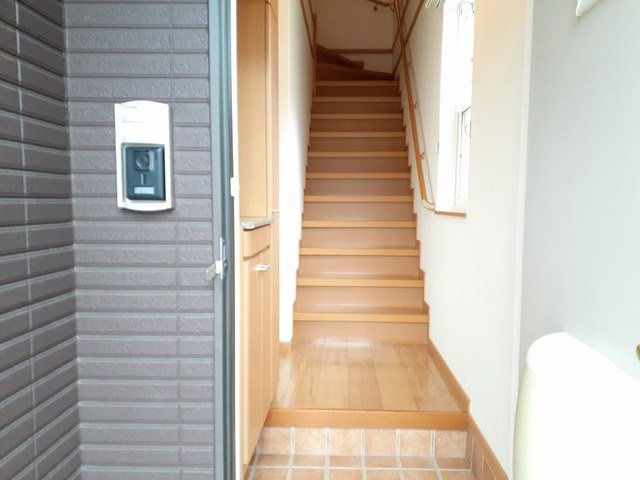 カームリーの玄関