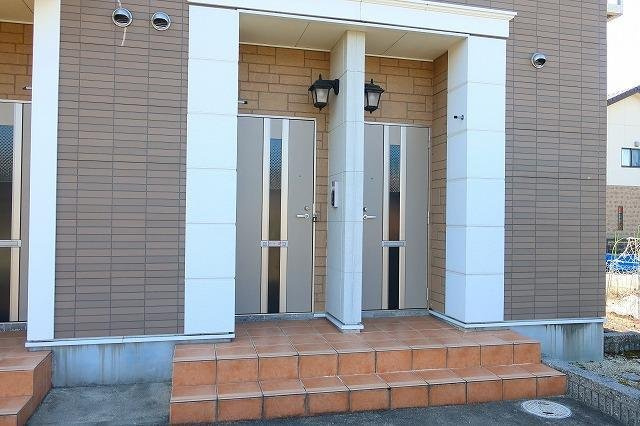 プロムナードＭ　弐番館のエントランス