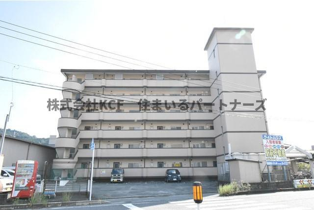 ライトハウスの外観パース|こちら、外観パースです