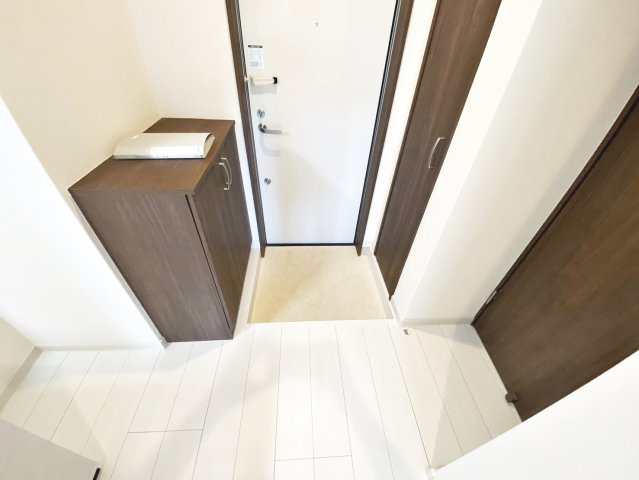 AILE宝塚Ⅲの玄関