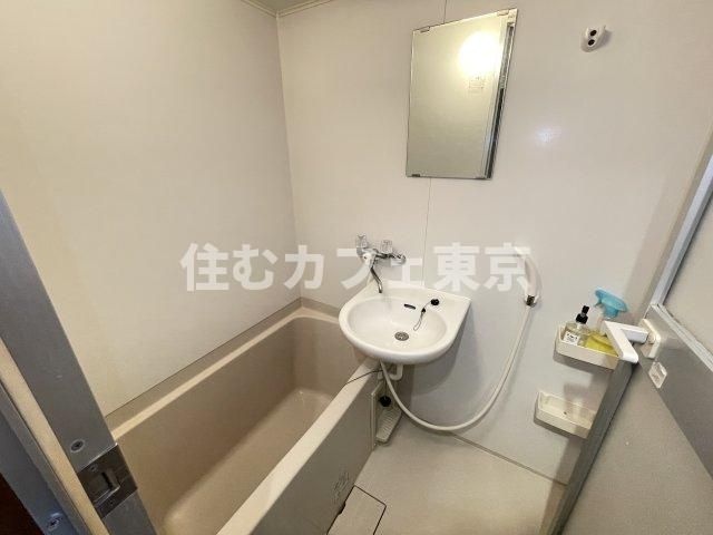 国立市富士見台４丁目の賃貸マンションの浴室|２点ユニットバスです