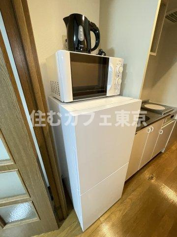 国立市富士見台４丁目の賃貸マンションの設備|冷蔵庫、電子レンジ、電気ポットも備え付けです