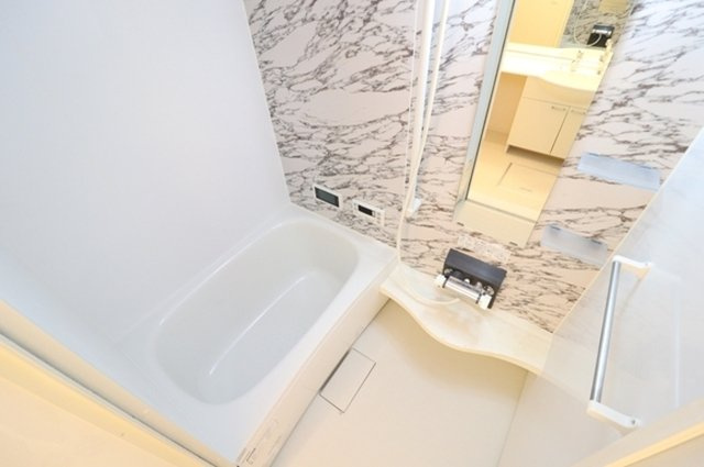 オルタシア カツラの浴室|浴室