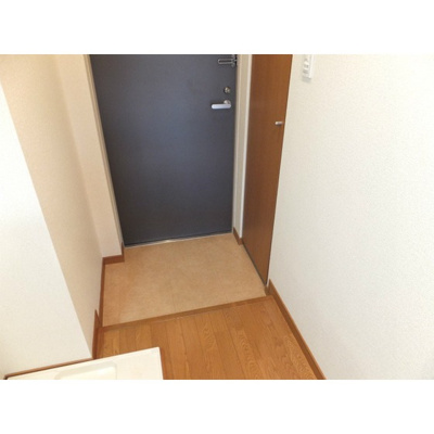 【玄関】 | リリエンベルグ弐番館 | 玄関①