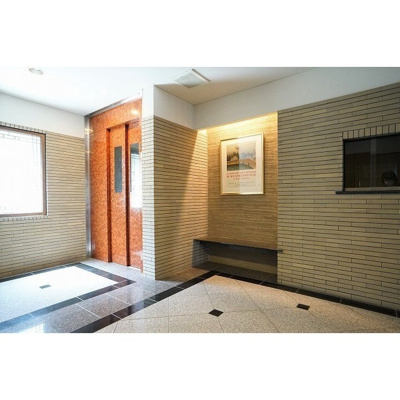 【エントランス】 | リリエンベルグ弐番館 | エレベーターホール