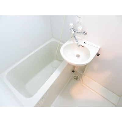 【浴室】 | リリエンベルグ弐番館 | 浴室全体