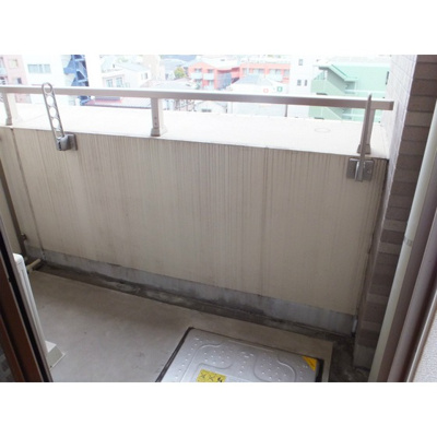 【バルコニー】 | リリエンベルグ弐番館 | バルコニー