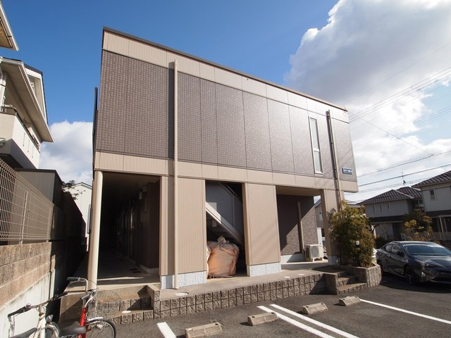 エトワール旭ヶ丘の外観