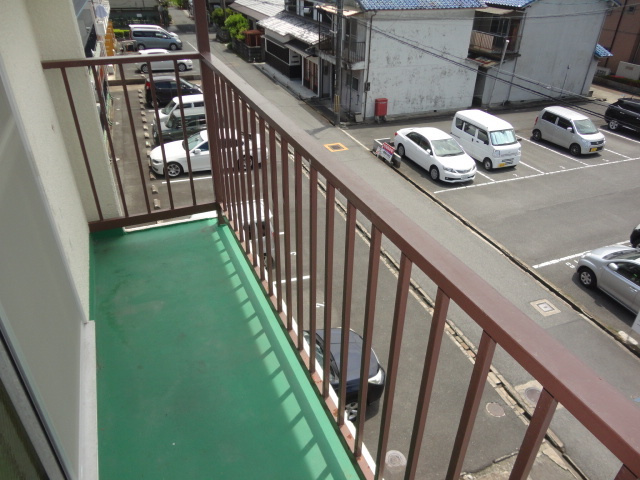 いかるがマンションのバルコニー