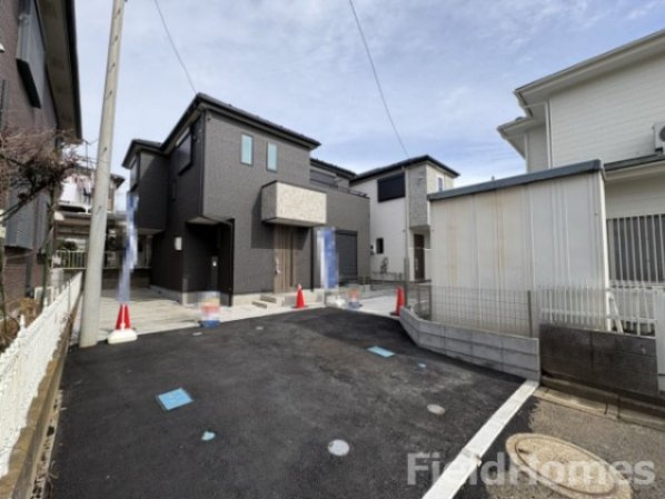 厚木市山際新築戸建て　第5-1号棟の前面道路含む現地写真|前面道路含む現地写真です。