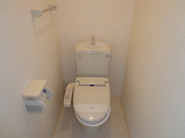 コンフォールのトイレ|温水洗浄暖房便座