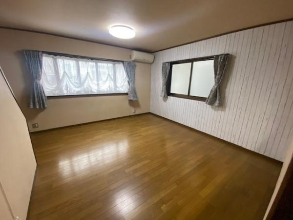 【居間・リビング】