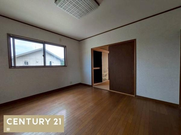 海南市多田　店舗付き住宅の洋室