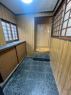 【玄関】 | 角盤町(松重)貸家2