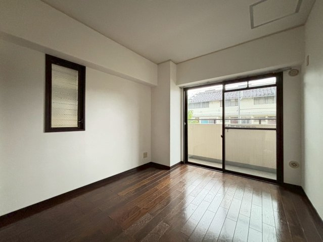 セントラル第2東園田のその他