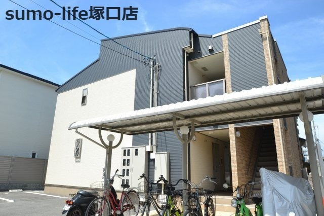 ローレルパークの外観