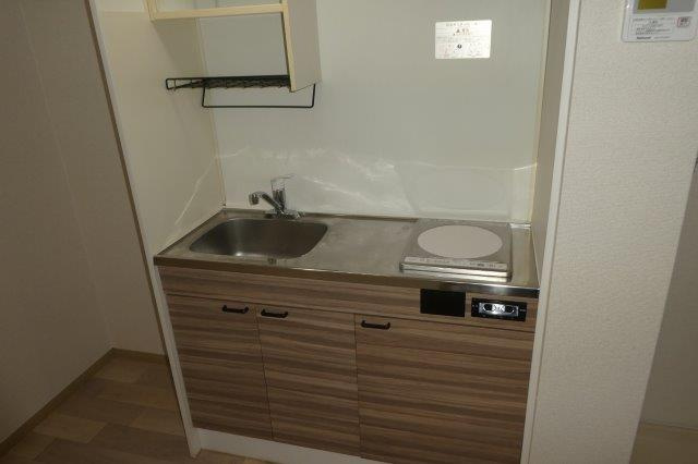 セジュール大内Aのキッチン|ＩＨコンロ付き