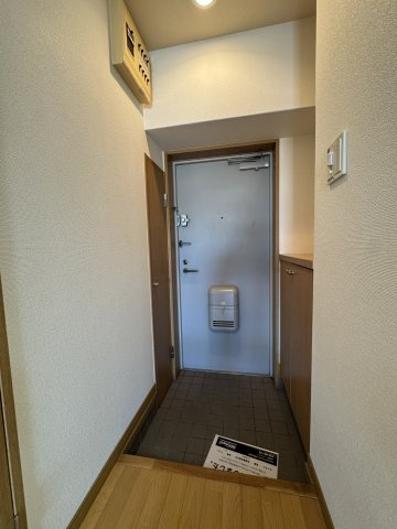 KHKコート板宿の玄関