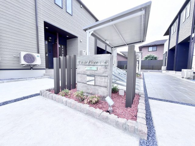 ヴェントフィオーレのエントランス|※別部屋参考写真