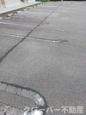 【駐車場】 | ＦＡＩＲＹ・ＳＭＩＬＥ　Ｂ