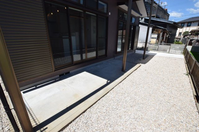 福岡市南区弥永2丁目　中古戸建の庭|お庭が付いています