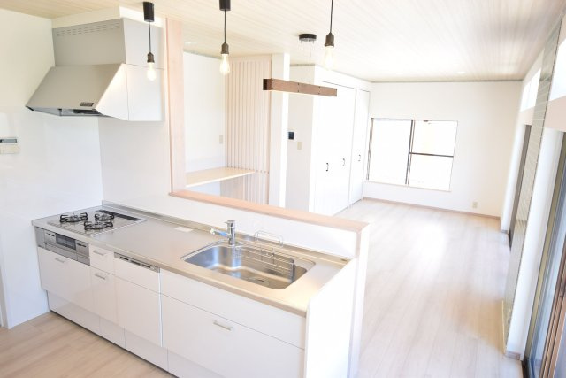 福岡市南区弥永2丁目　中古戸建のキッチン|お料理しやすいキッチンです