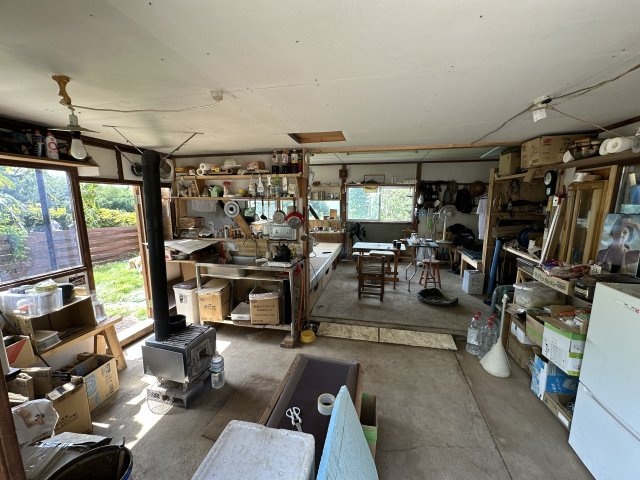 【北杜市須玉町江草】離れ古屋と家庭菜園付き物件の内装|離れ小屋の１階